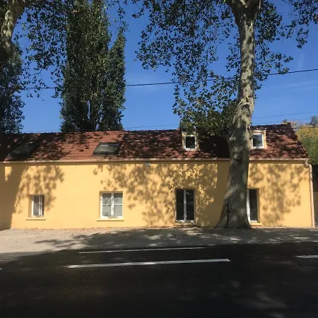 Clos De La Fontaine B Апартаменты *